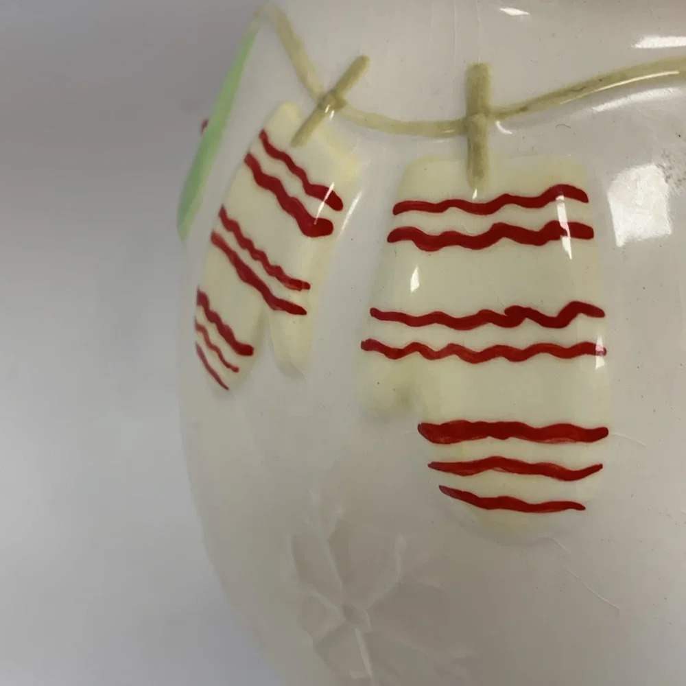 Hallmark 90's Mitten Cookie Jar, Vintage